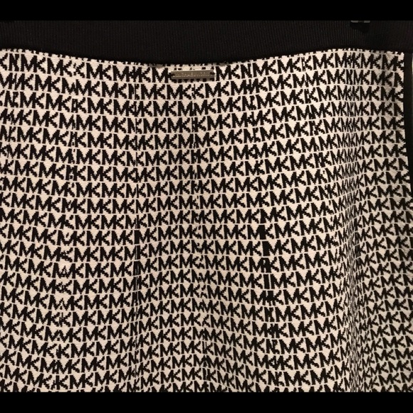 [SOLD]    Michael Kors Flare Skirt - Picture 4 of 8